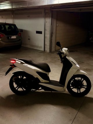 Motron Ventura 125 Blanca