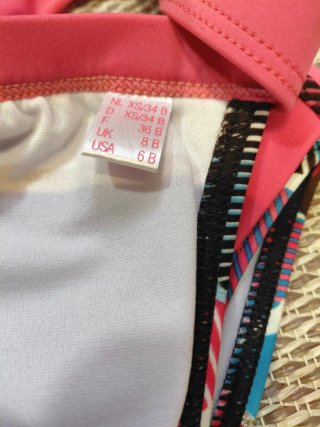 Bikini Protrest estampado rosa talla XS