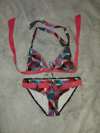 Bikini Protrest estampado rosa talla XS