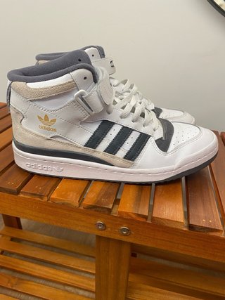 Zapatillas Adidas Forum Mid Blancas y Grises