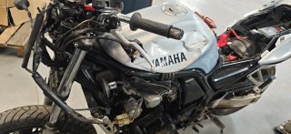 Yamaha FZS600 Fazer 2002 Accidente (95 CV) A2