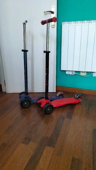 2 Patinetes Maxi Micro