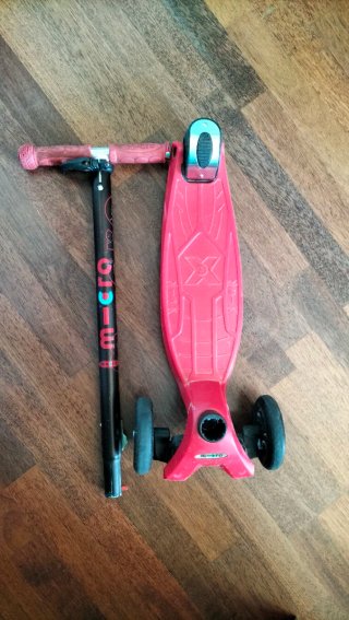 2 Patinetes Maxi Micro