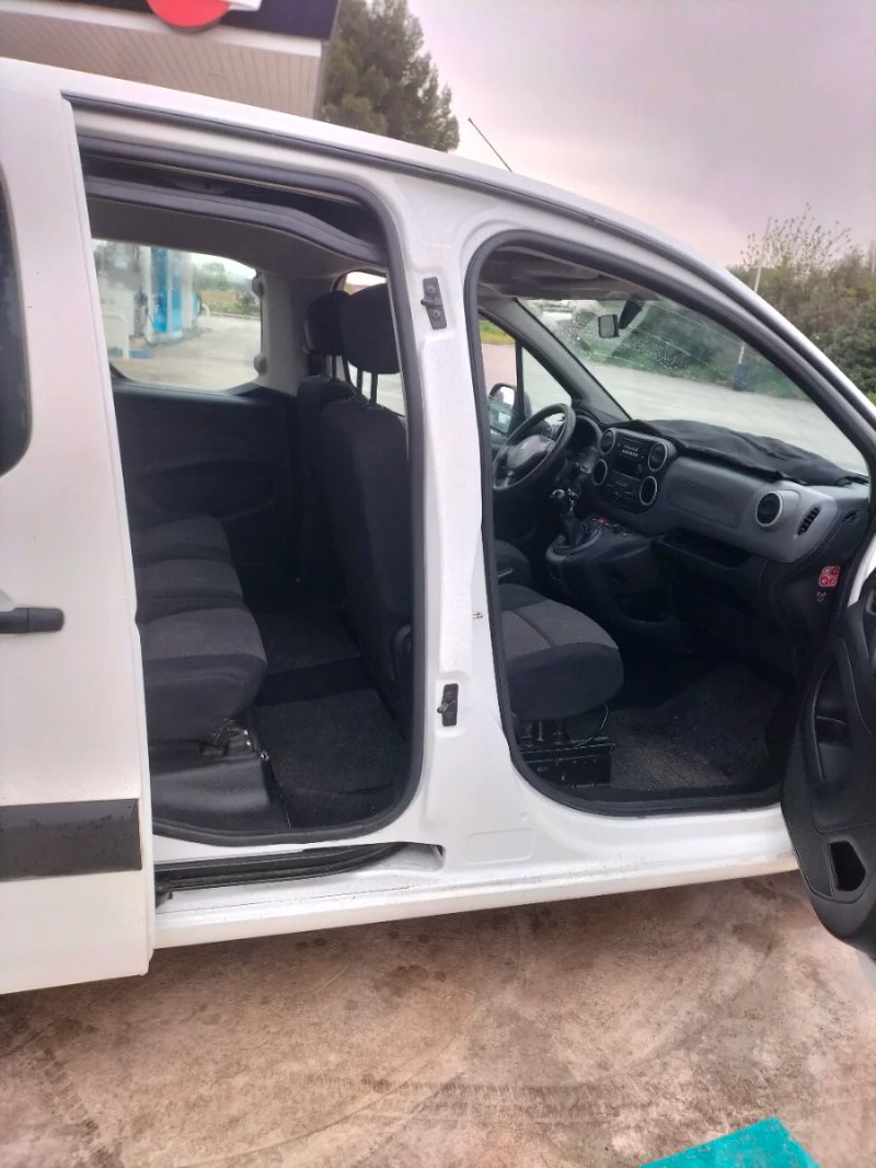 Peugeot Partner 2018 - foto 1