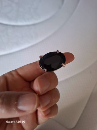 Anell ajustable amb pedra negra