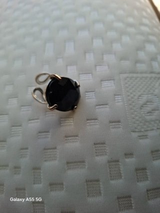 Anell ajustable amb pedra negra