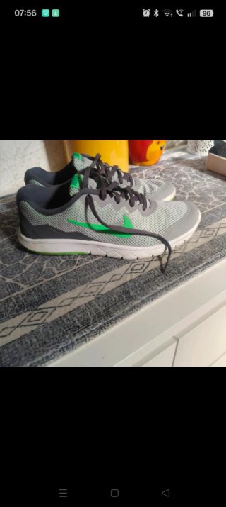 Scarpe Nike Grigie e Verdi