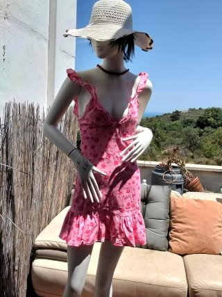 Vestido rosa con flores