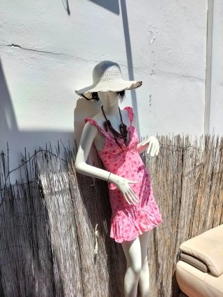 Vestido rosa con flores