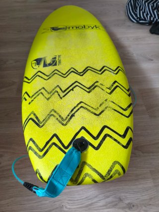 Tabla de surf amarilla Mobyk corchopan
