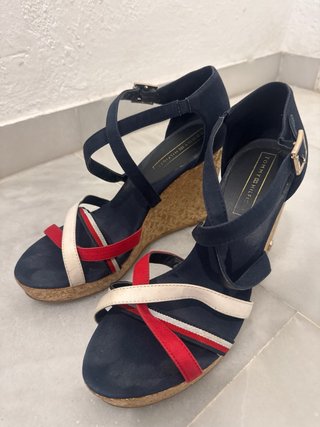 Sandalias Tommy Hilfiger Cuña Azul Multicolor