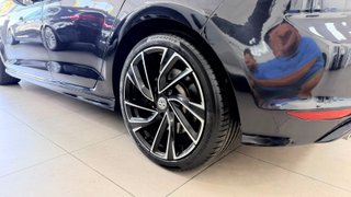 Volkswagen Golf R 2.0 TSI 300 CV 2014