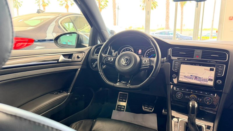 Volkswagen Golf VII 2.0 TSI R 3p 2014, foto 33
