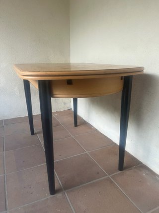 Mesa extensible vintage madera y metal