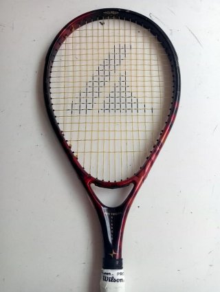 Raqueta de tenis Prokeenex antigua