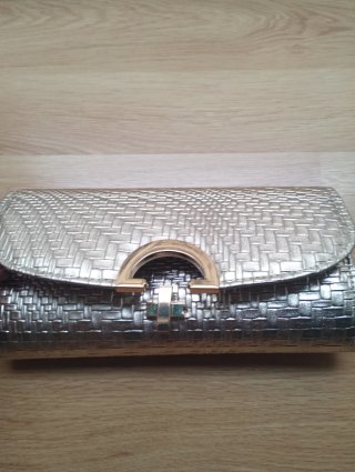 Cartera de fiesta dorada mujer