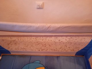 Cuna de viaje azul y beige