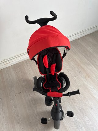 Triciclo infantil rojo