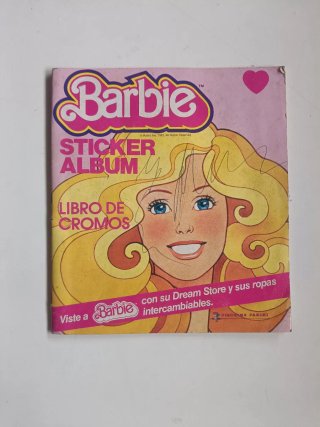 Álbumes  cromos Caballeros del Zodiaco y Barbie