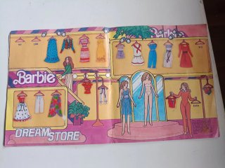 Álbumes  cromos Caballeros del Zodiaco y Barbie