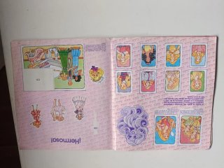 Álbumes  cromos Caballeros del Zodiaco y Barbie