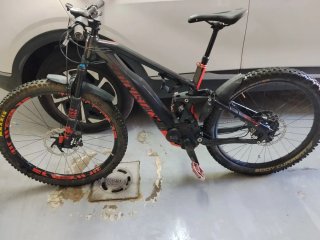 Bicicleta eléctrica Moustache Negra/Roja
