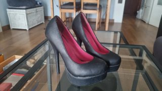 Zapatos de tacón negros Andrés Machado Talla 32