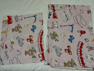 Sábanas infantiles con estampado de juguetes