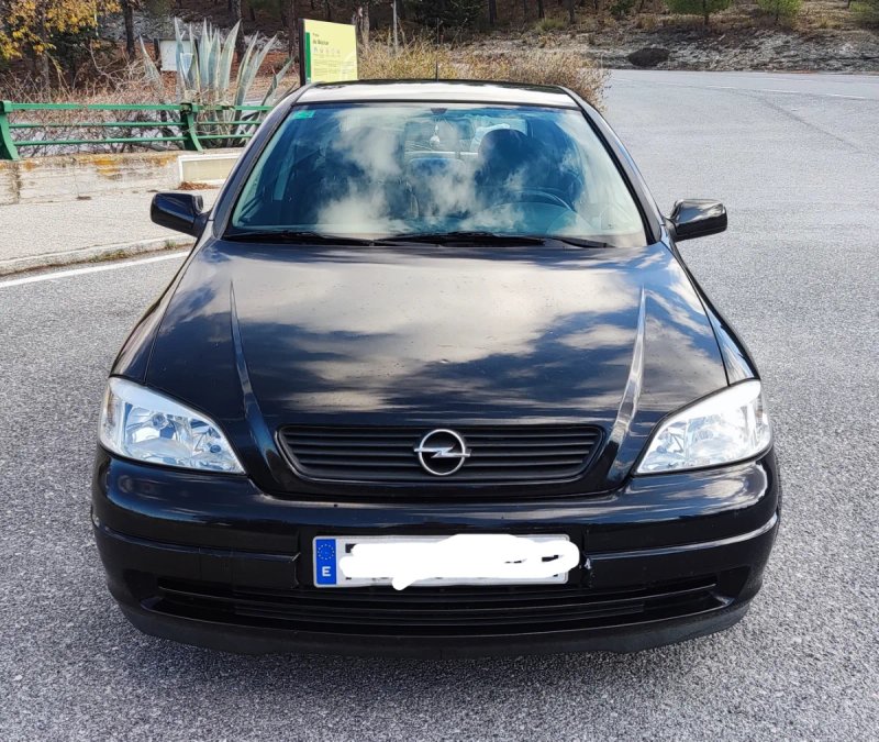 Opel Astra 2002 - foto 1