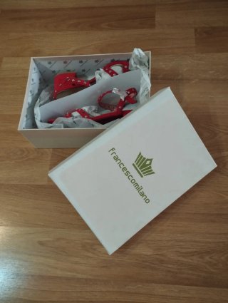 Sandalias Rojas Francesco Milano Tachuelas