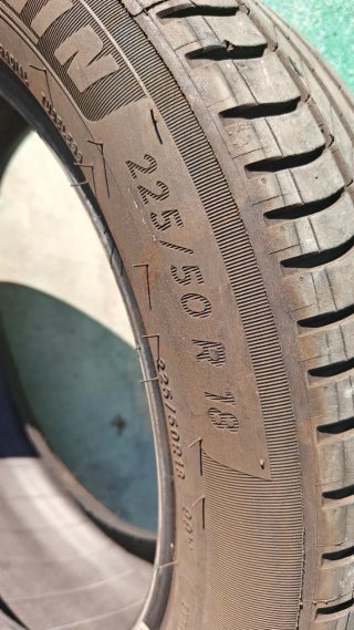 Neumático Michelin Primacy 4 225/50 R18 99V