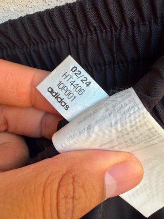 Pantaloncini Adidas neri con bande laterali