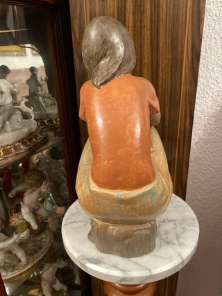 GRAN FIGURA LLADRÓ. OSITO AL REGAZO.