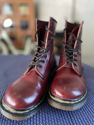 Botas Dr. Martens 1490 burdeos talla 41