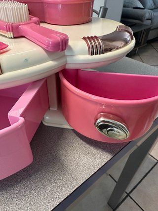 Toeletta per bambine con specchio e accessori
