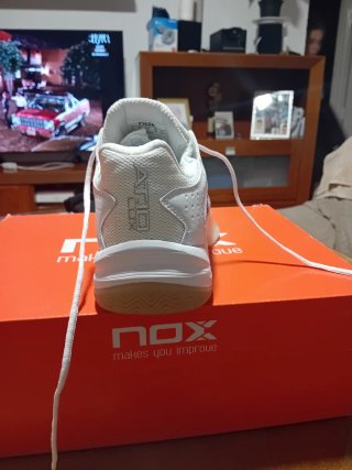 Zapatillas Padel Nuevas Blancas