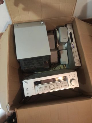 Sony DVD/CD con altavoces Hole cinema 5.1