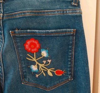 Jeans  svasati con toppe  Zara Premium denim XS
