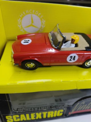 Scalextric Mercedes 250 SL Sport Vintage
