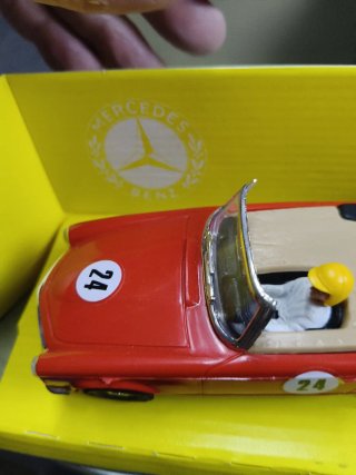 Scalextric Mercedes 250 SL Sport Vintage