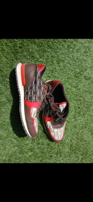 Tenis Carolina Herrera Originales Marrón y Rojo