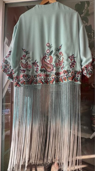 Kimono turquesa bordado talla M