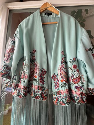 Kimono turquesa bordado talla M