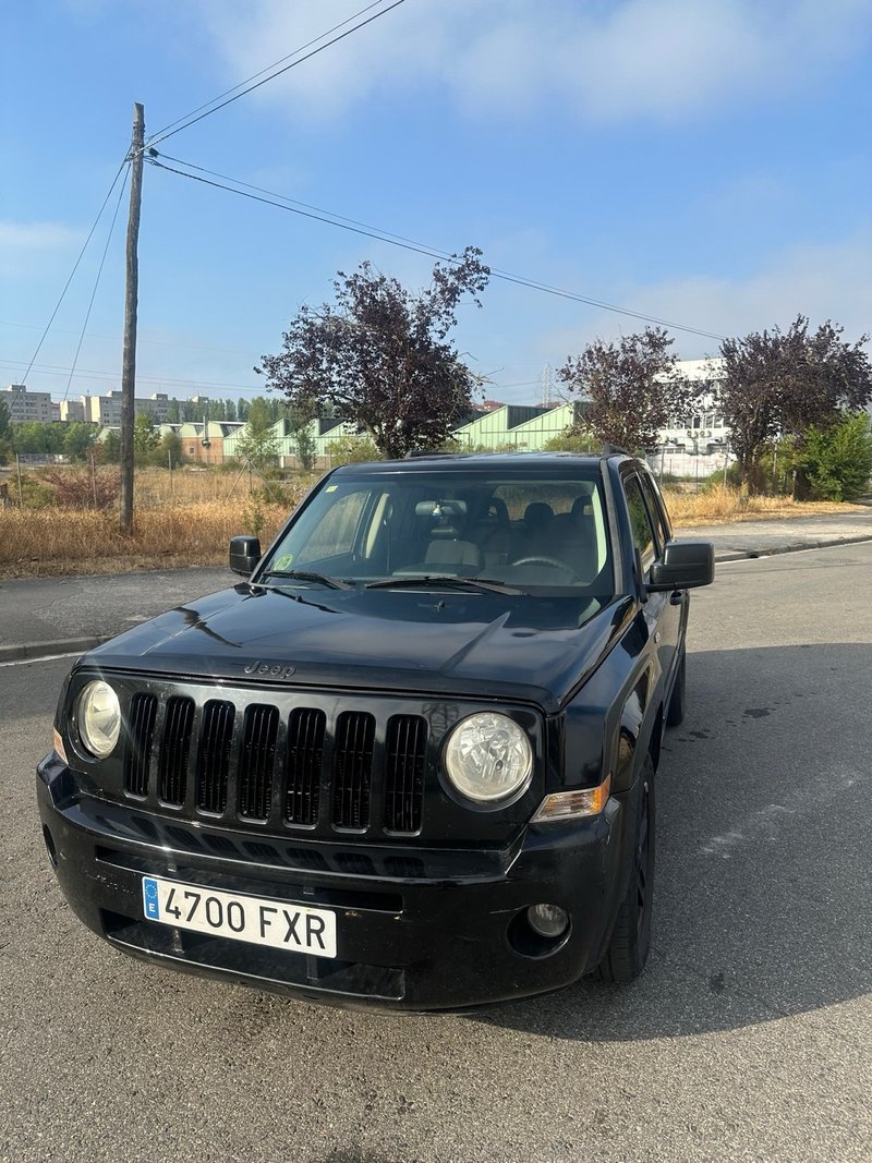 Jeep Patriot 2.0 CRD 4x4 - foto 1