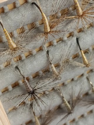 146 Moscas Ahogadas para Pesca