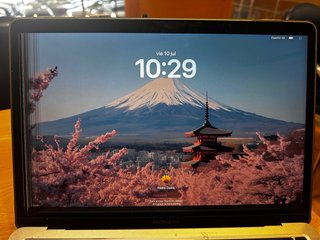MacBook Pro 13” M2 2022 Pantalla Dañada