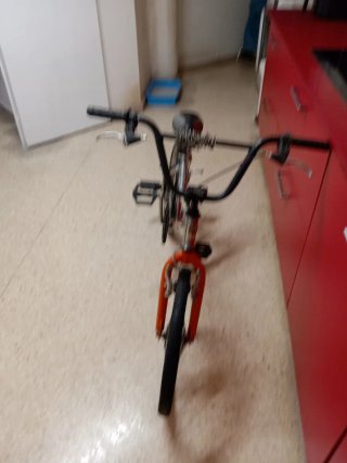 Bicicleta BMX naranja