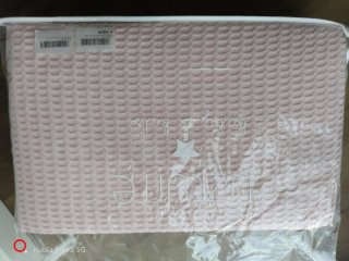 Chichonera cuna rosa casi nueva + edredón sin estr