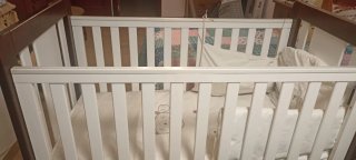 Cuna de madera completa