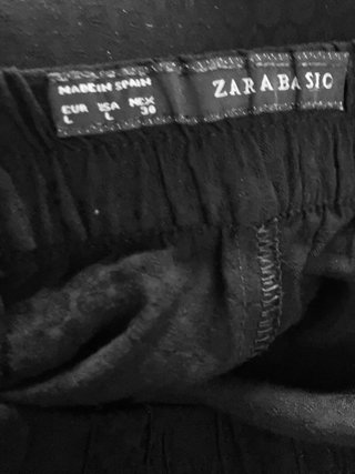 Zara pantalón negro de viscosa Talla L